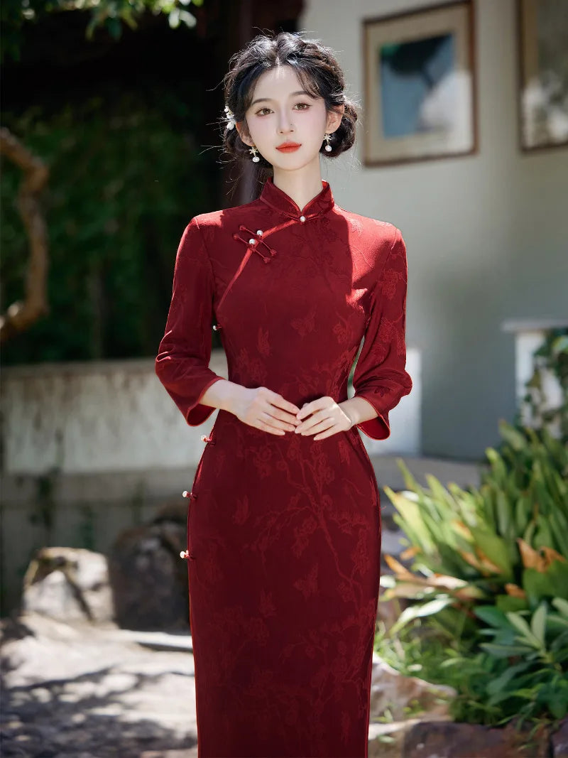 Chinese red dress qipao with elegant jacquard fabric and slim fit design