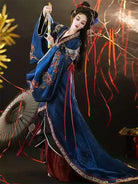 Chinese traditional clothing hanfu in Warring States style, original Bian Snake Spirit cross-collar straight robe