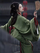 Green Warring States chinese traditional dress hanfu with cross-collar straight robe and wide sleeves, 2025 style