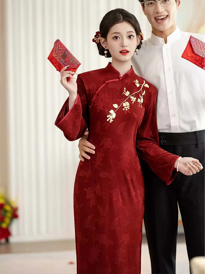 Chinese wedding Qipao, elegant red cheongsam bridal dress with long sleeves, perfect for engagement, tea ceremony, and wedding day events