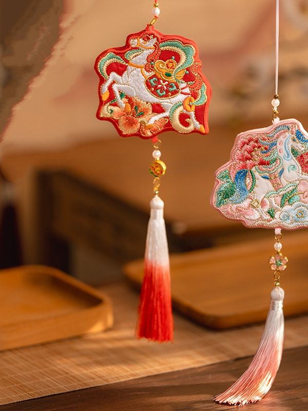 Embroidered Horse Sachet Lucky Chinese Fragrance Pouch for Hanfu & Gift