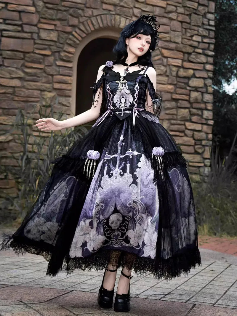 Elegant gothic lolitia dress set with lace top and dark Cal-style skirt, inspired by gothic fashion and Lolita aesthetics.
