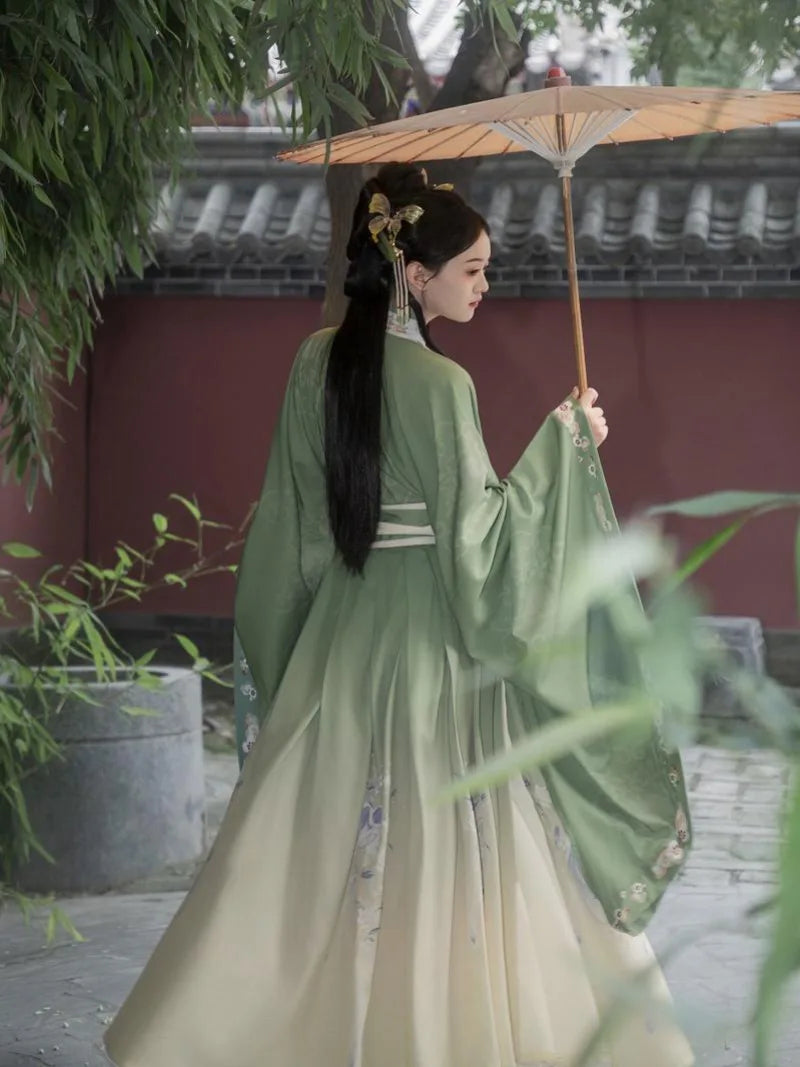 Green Hanfu Dress | Beautiful Flowing Ancient Chinese Gown