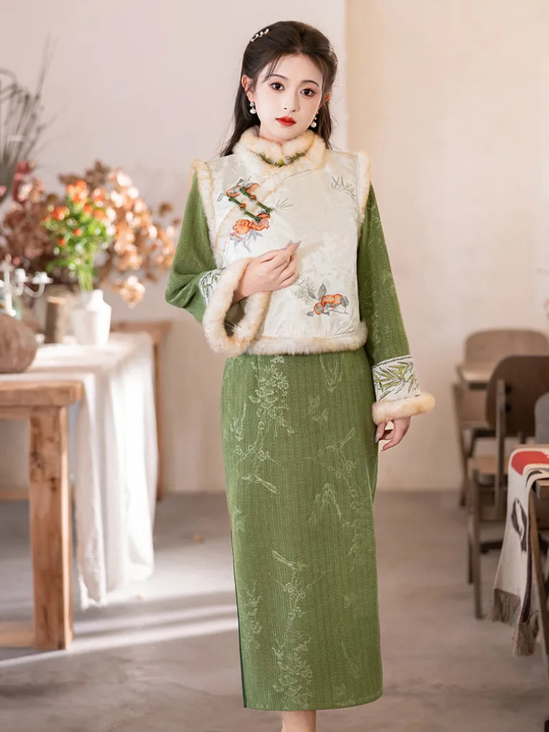 Green winter qipao with thickened fleece lining and modern vest set for warm and elegant seasonal wear