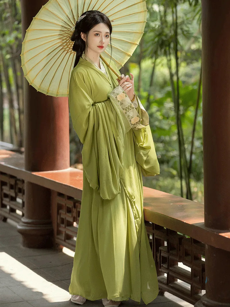 Elegant green Han Dynasty hanfu dress for women, full set with straight-hem design inspired by traditional ancient Chinese style