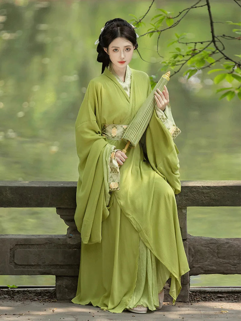 Elegant green Han Dynasty hanfu dress for women, full set with straight-hem design inspired by traditional ancient Chinese style