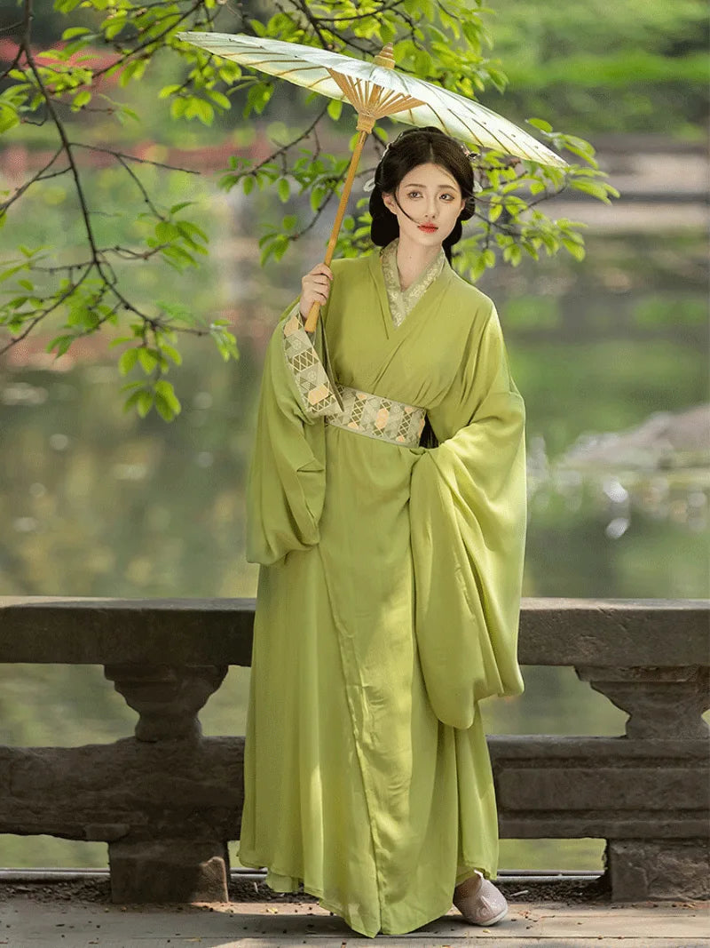 Elegant green Han Dynasty hanfu dress for women, full set with straight-hem design inspired by traditional ancient Chinese style