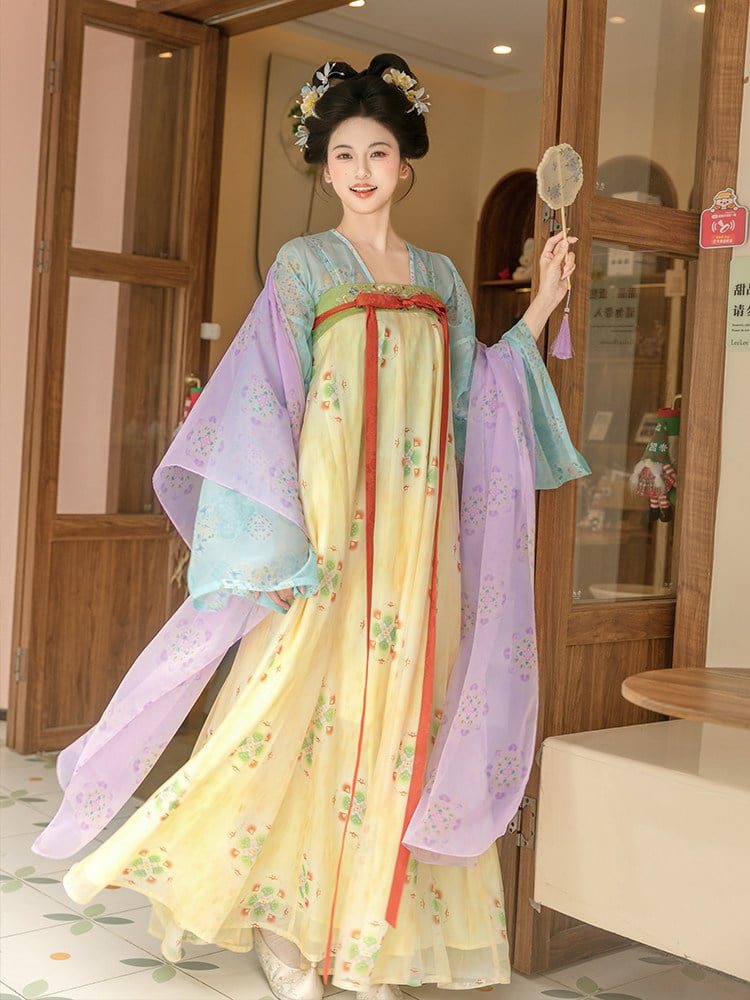 Tang Dynasty Qixiong Ruqun – 3-Piece Hanfu Set