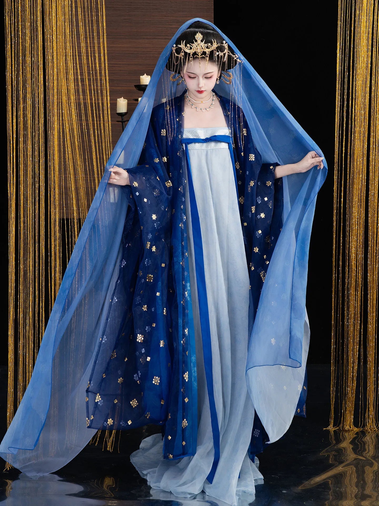 Blue Qixiong Ruqun Hanfu Set – 5-Piece Tang Outfit