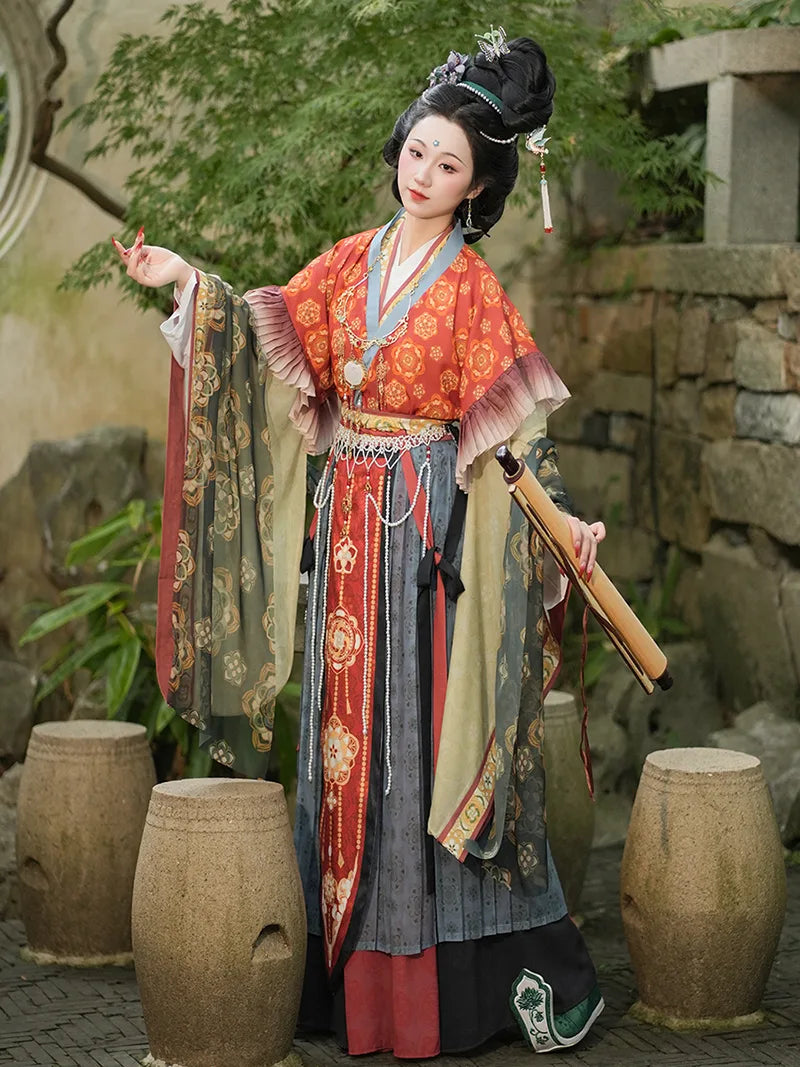 Hanfu in Chinese | Traditional Hanfu Dress for Spring & Autumn