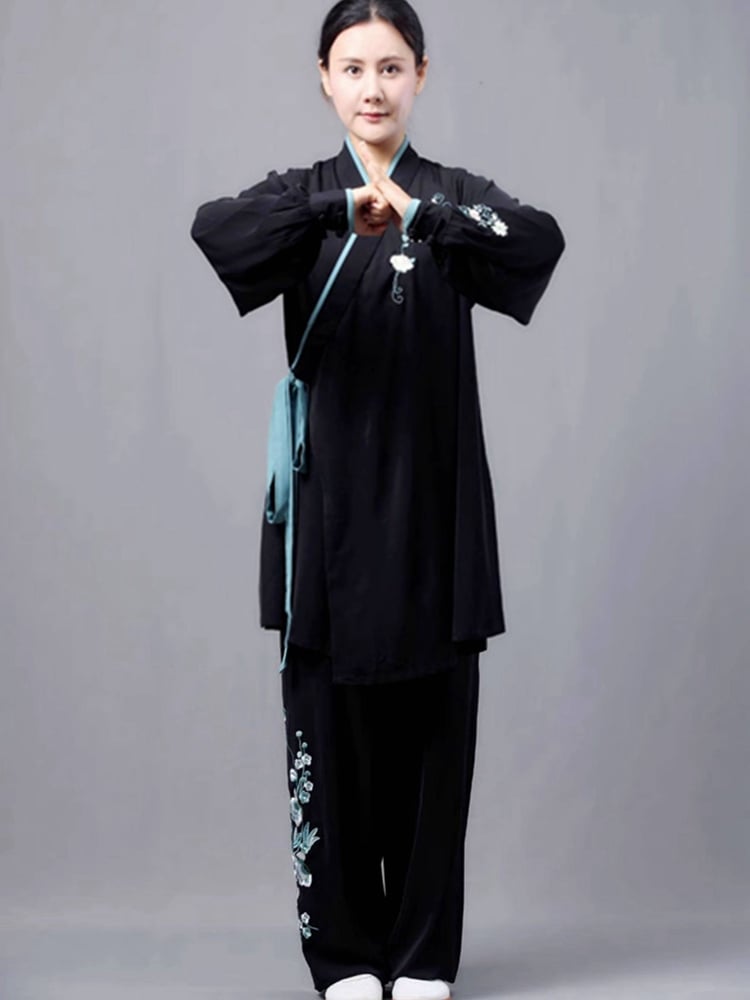 Black Tai Chi Uniform for Women – Hanfu-Inspired Pearl Satin Set