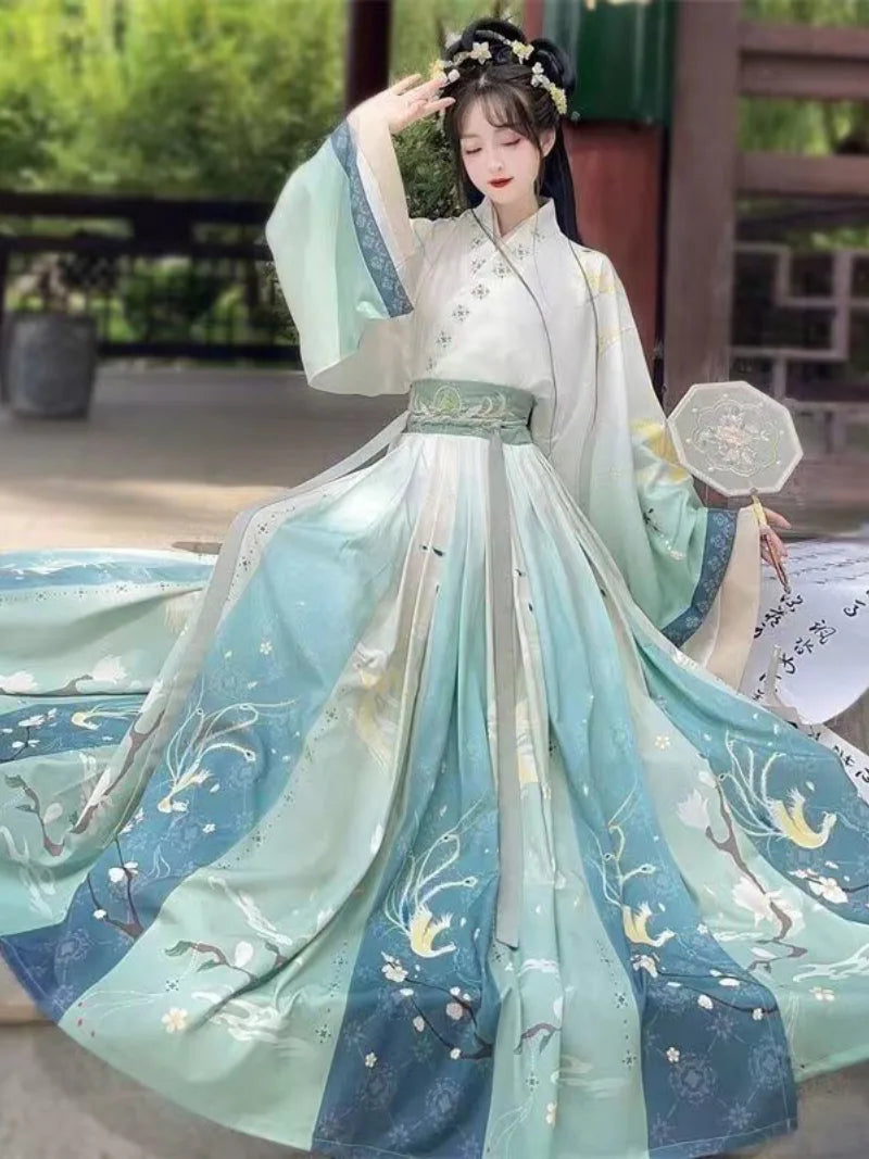 Hanfu Woman | Traditional Chinese Hanfu Dress Cross-Collar
