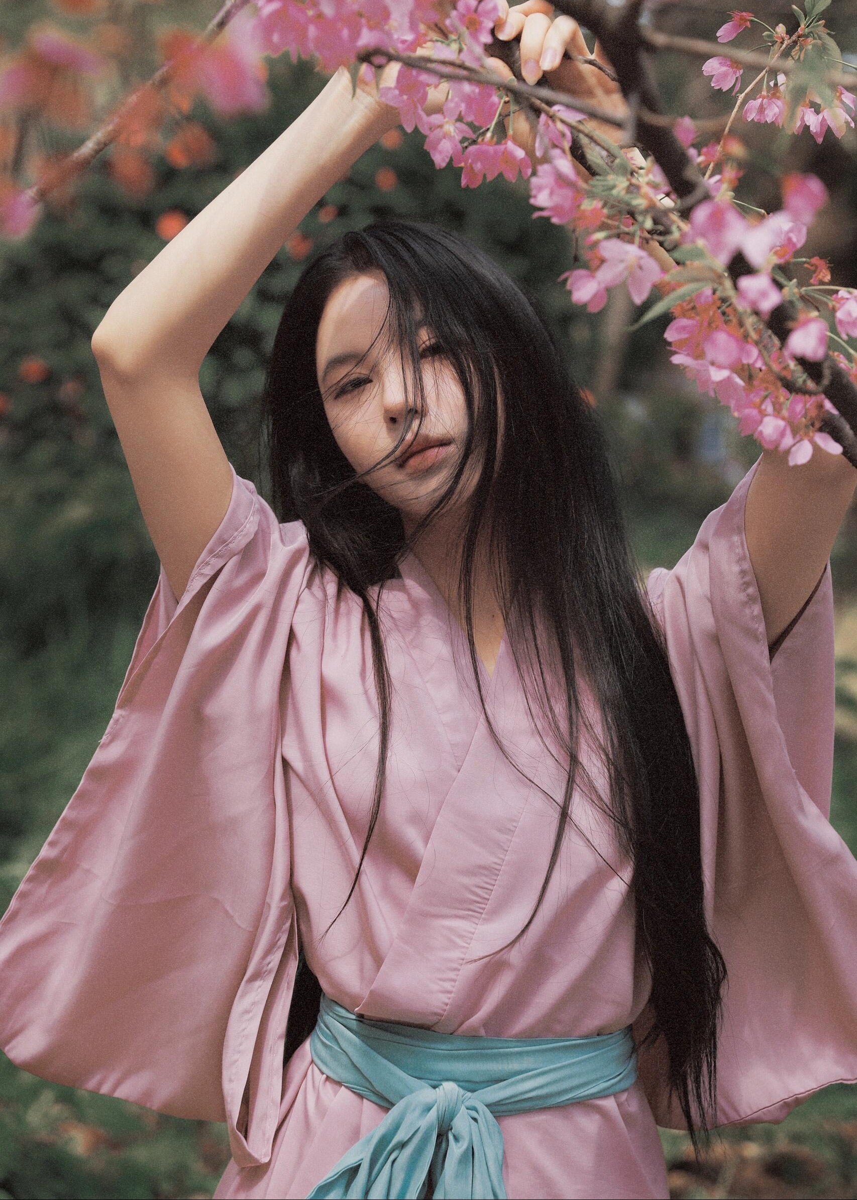 The Handmaiden | 2-Piece Custom Asian Hanfu / Yukata (小姐)