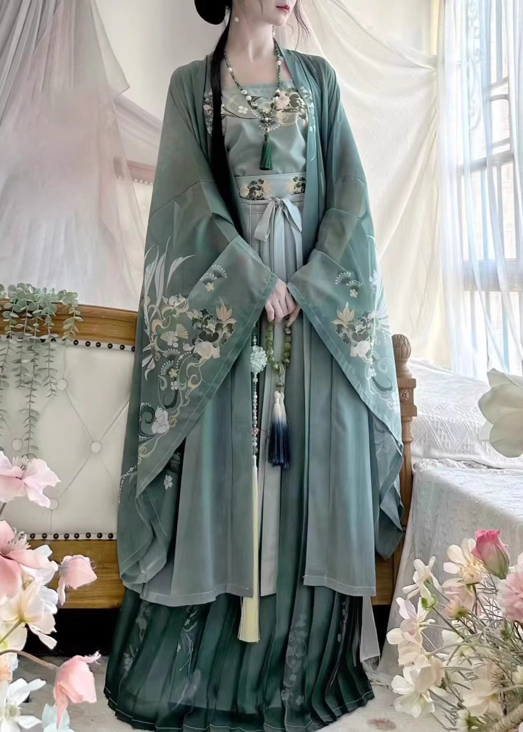 Jade Cloud | 3-Piece Hanfu (碧云霞光)