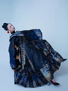 Ming Dynasty clothing stand-collar robe with cloud-shoulder design and woven gold Mamian skirt