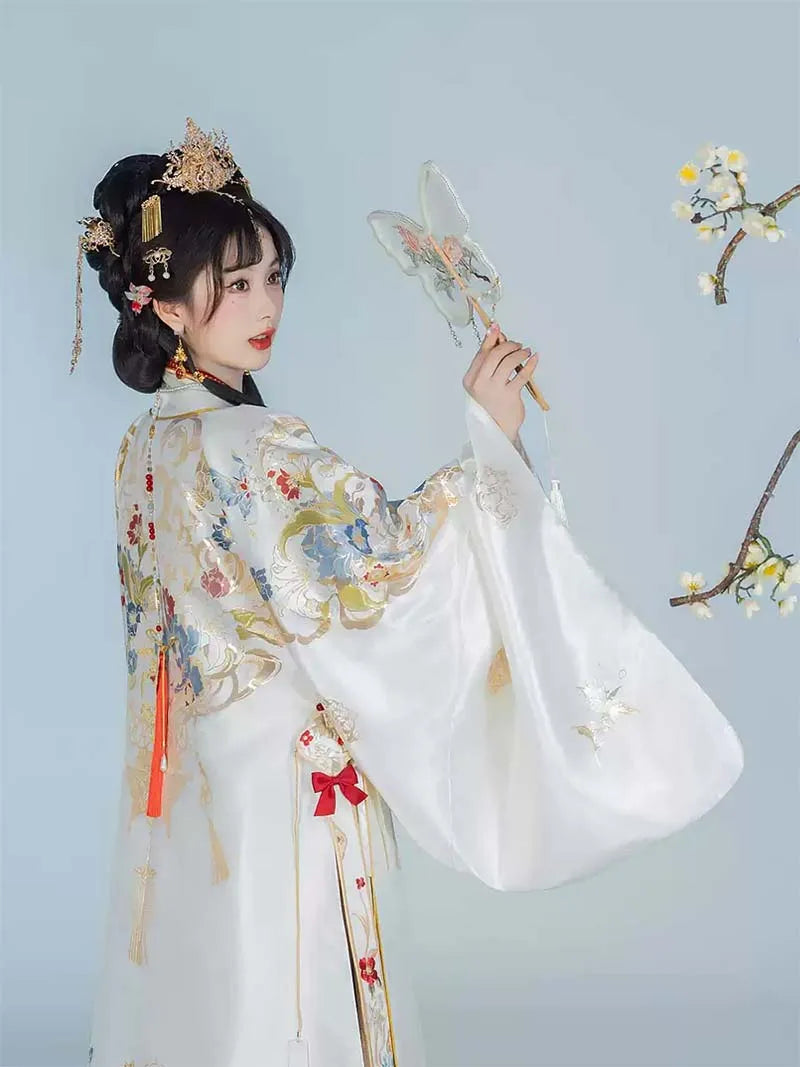 Ming Dynasty Hanfu | Brocade Round Collar Robe & Horse Face Skirt Set