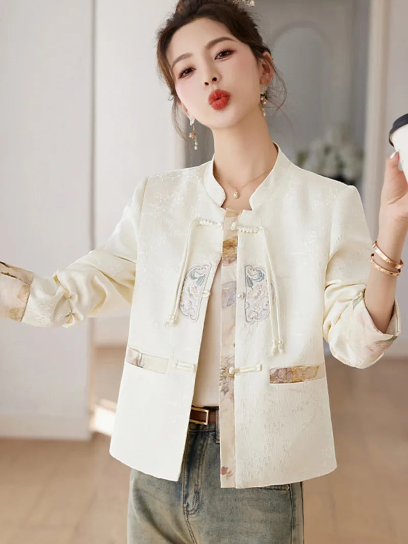 Modern Tang suit embroidered Chinese jacket for women with classic buttons and elegant modern style