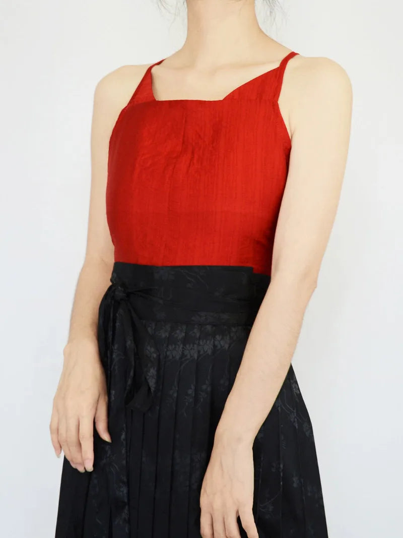 Modu 抹肚 A Meal Treat Song Dynasty Halter Undergarment