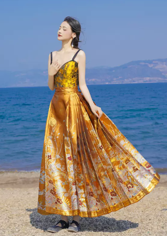 Gilding | 2-Pieces Modern MaMian Skirt Set (鎏金)