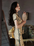 Traditional qipao dress long slim-fit vintage Chinese cheongsam with elegant summer design for young women daily wear