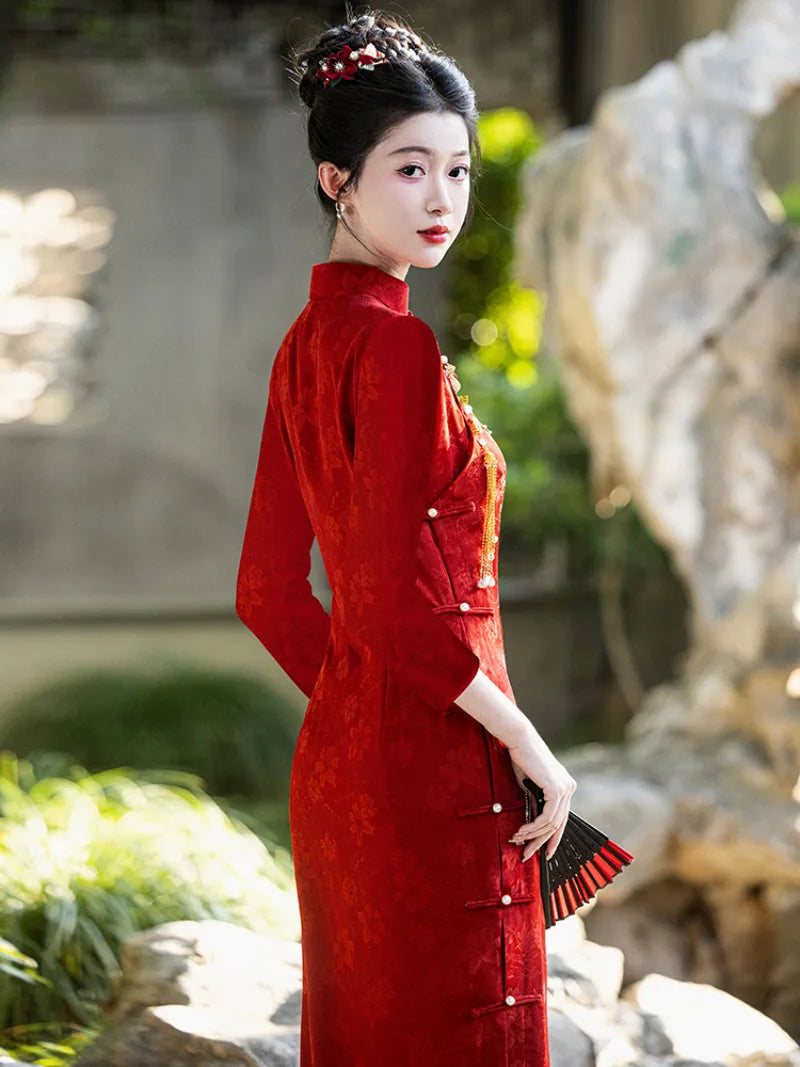Qipao Red | Graceful Chinese Wedding & Banquet Cheongsam Dress