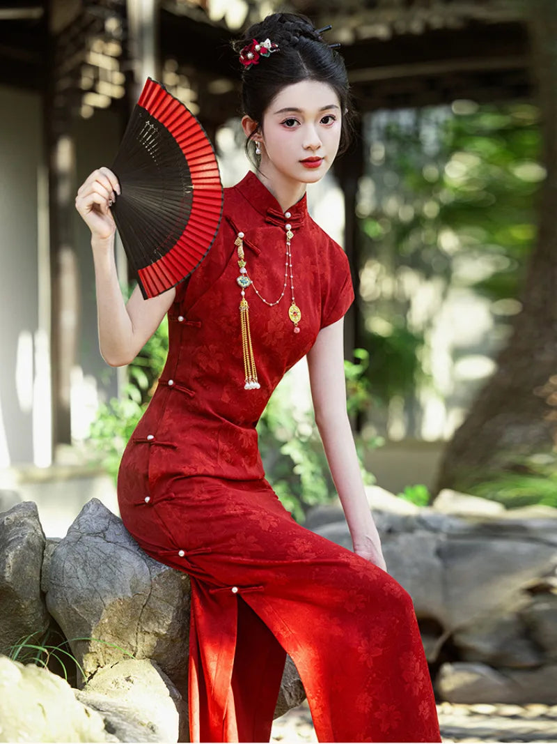 Qipao Red | Graceful Chinese Wedding & Banquet Cheongsam Dress