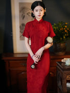 Red cheongsam one-piece traditional Chinese dress with full open-front design and youthful vintage Republic style for daily wear
