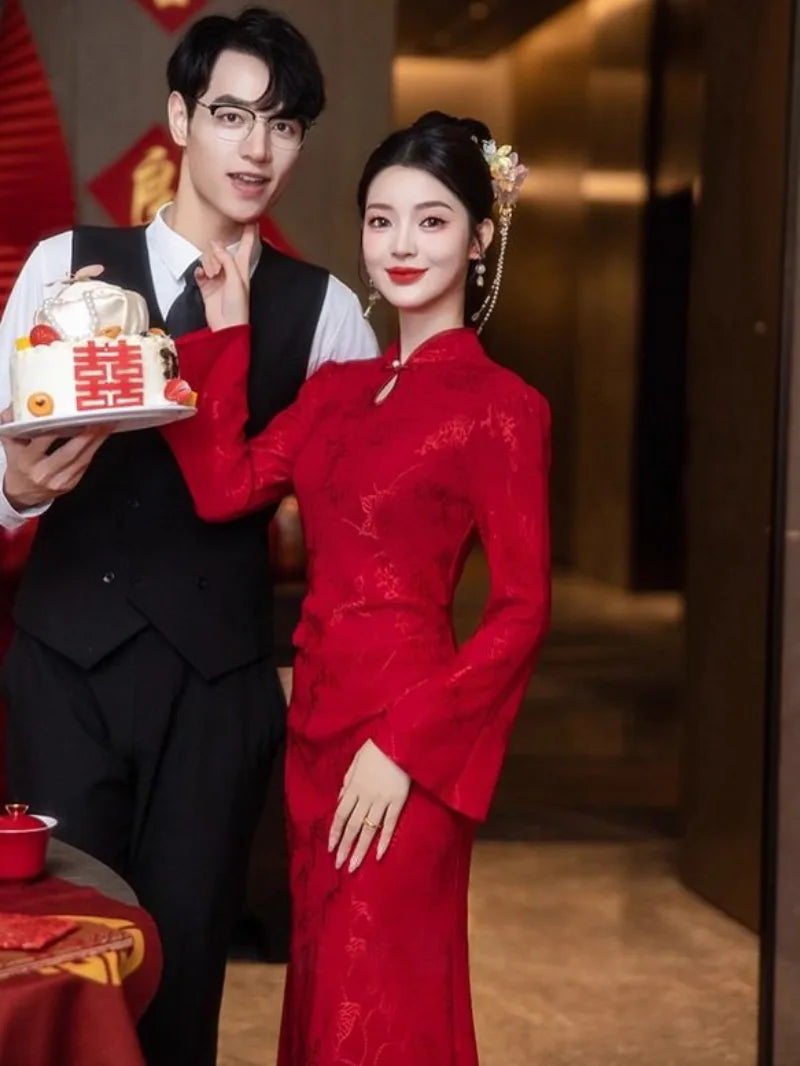 Red chinese cheongsam dress with slim fit red qipao dress