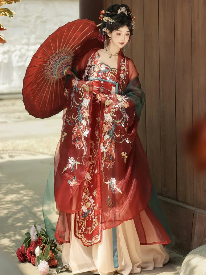 Beautifully crafted Tang dynasty clothes with refined floral stitching