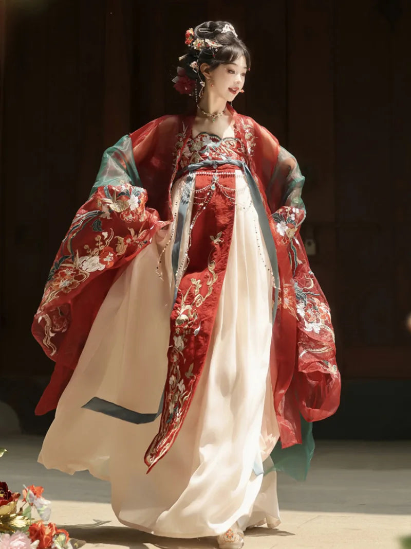 Beautifully crafted Tang dynasty clothes with refined floral stitching