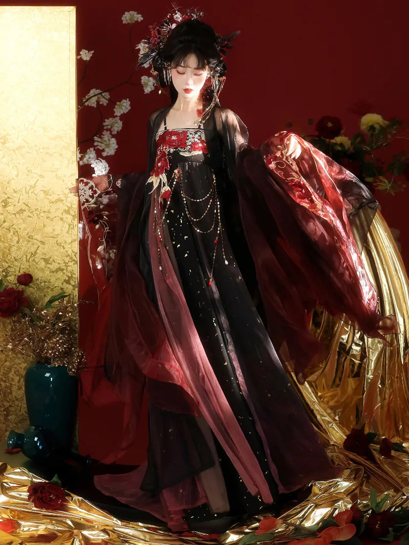 Tang Dynasty fashion hanfu with qi chest skirt and elegant embroidery design