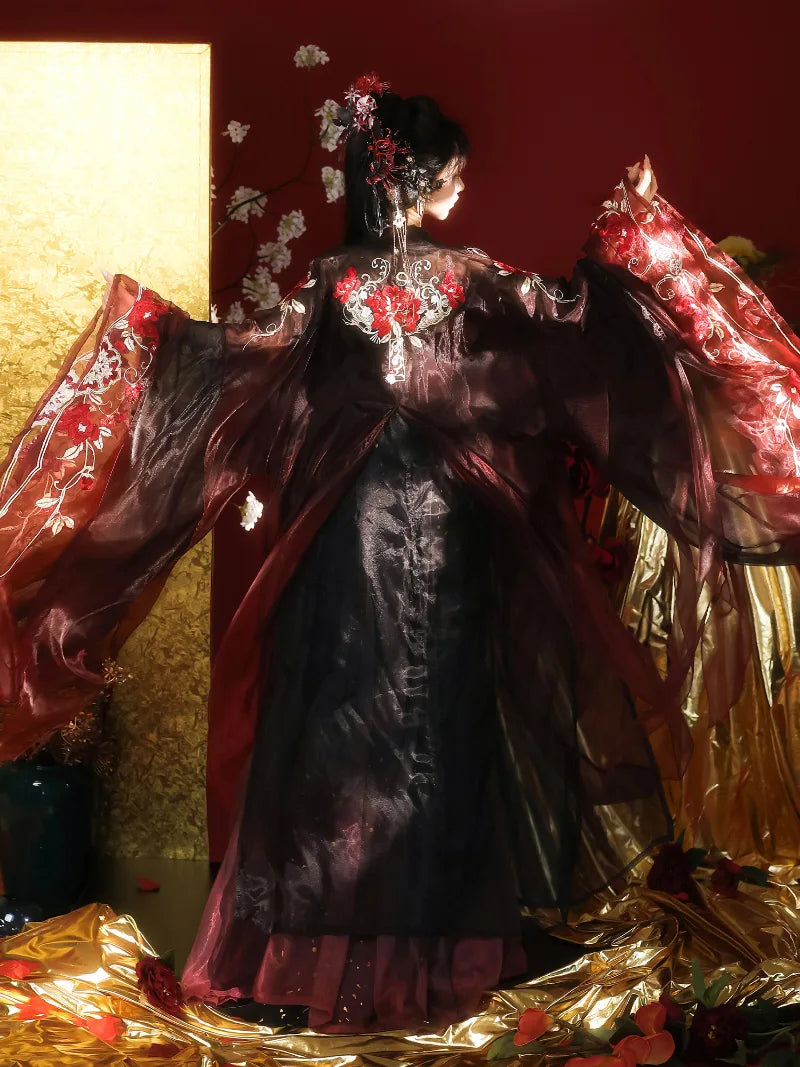 Tang Dynasty fashion hanfu with qi chest skirt and elegant embroidery design