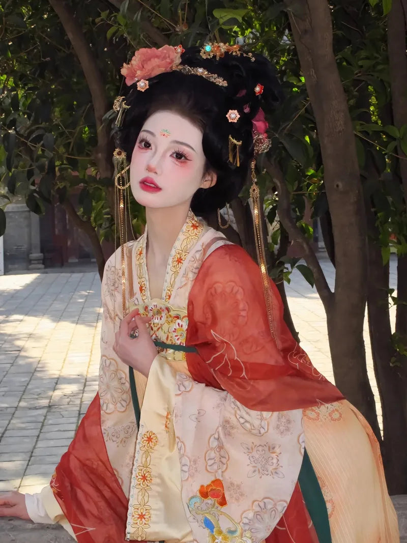 Tang Dynasty outfit hanfu with qi chest skirt and flowing wide sleeve robe