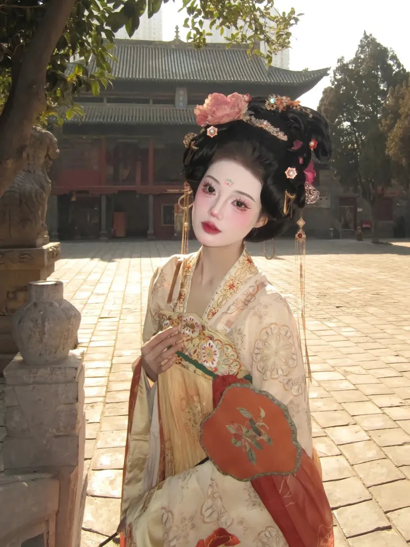Tang Dynasty outfit hanfu with qi chest skirt and flowing wide sleeve robe