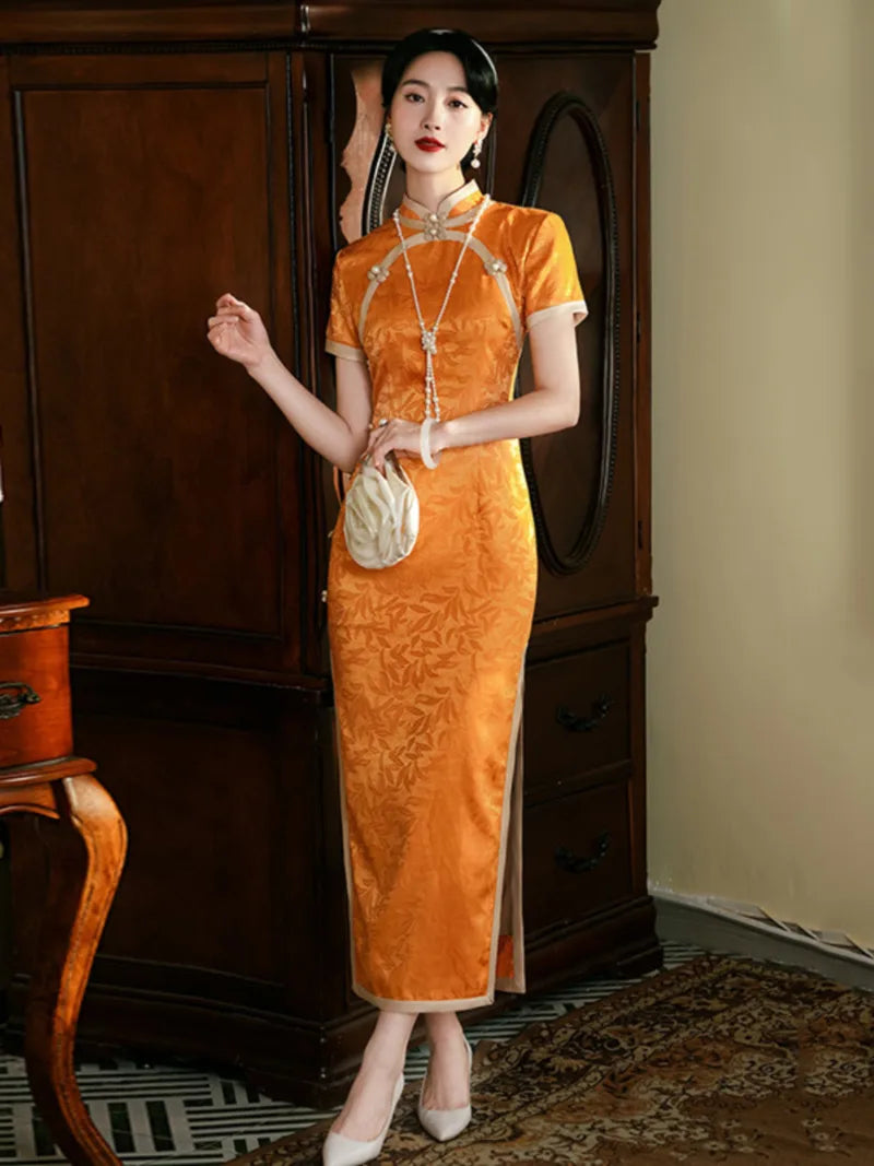 Traditional Cheongsam | Beautiful Long Vintage Chinese Dress