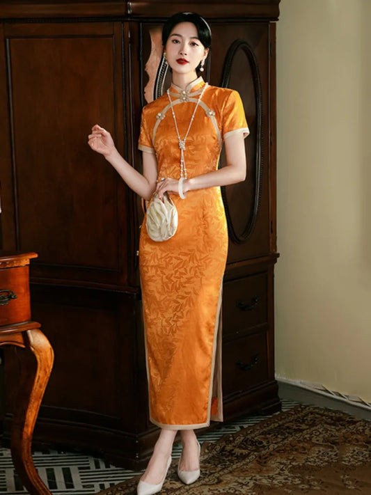 Traditional Cheongsam | Beautiful Long Vintage Chinese Dress