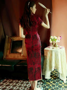 Red Traditional qipao summer dress for women with vintage Shanghai style and elegant modern Chinese cheongsam design