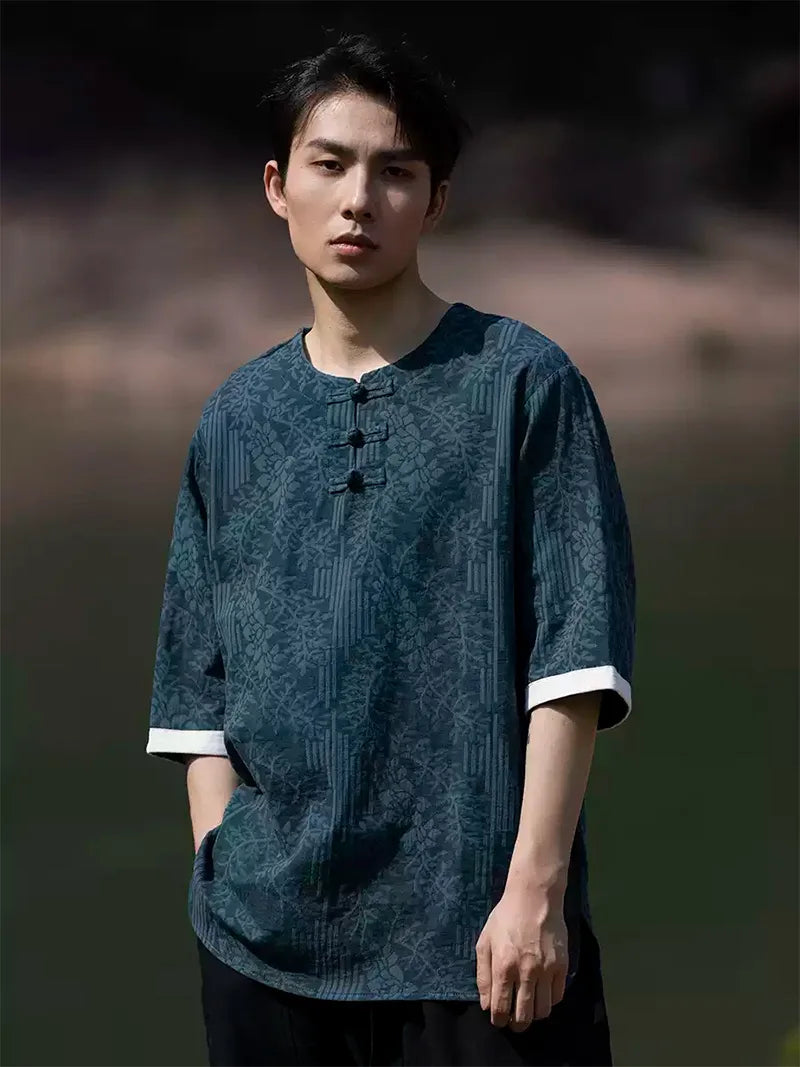 Traditional Tang Suit men’s linen short-sleeve shirt with round collar and contrast cuffs, modern Chinese style