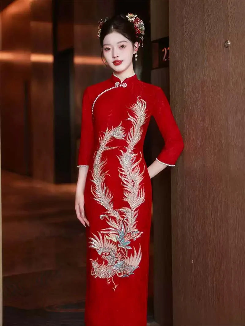 Red Traditional wedding qipao with phoenix embroidery, Chinese bride engagement banquet dress