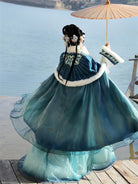 Types of hanfu featuring Tang-style chest-high dress with elegant winter cloak