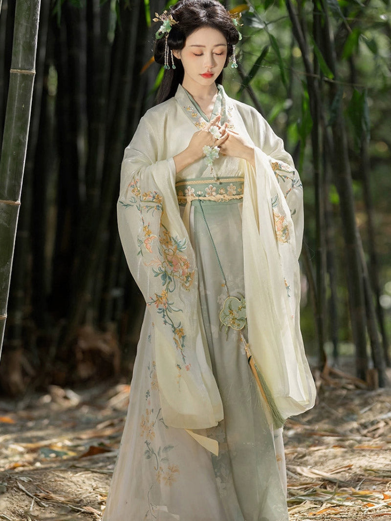 Wei Jin Dynasty Qiyao Ruqun Hanfu | Ten Miles of Spring 春风十里