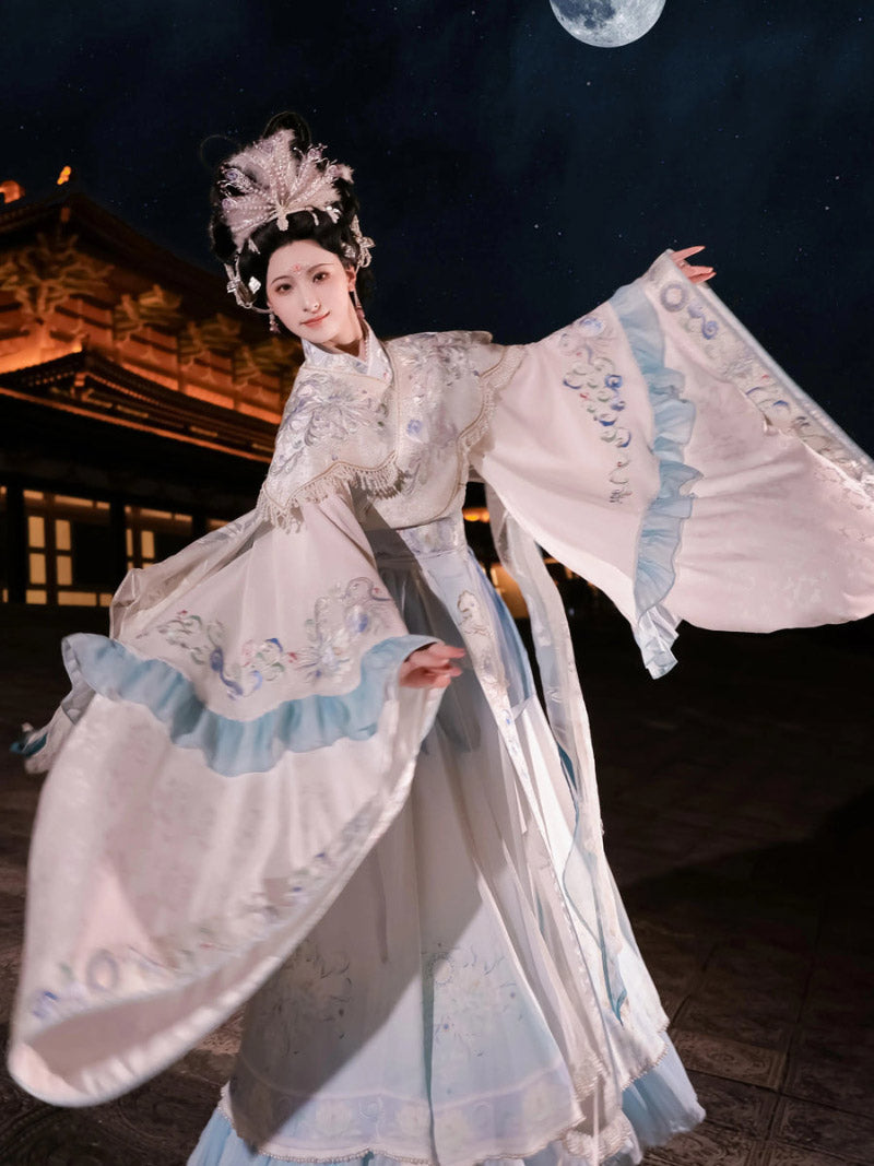 Wei Jin Dynasty Embroidered Qiyao Ruqun Hanfu | Moon Goddess 月神