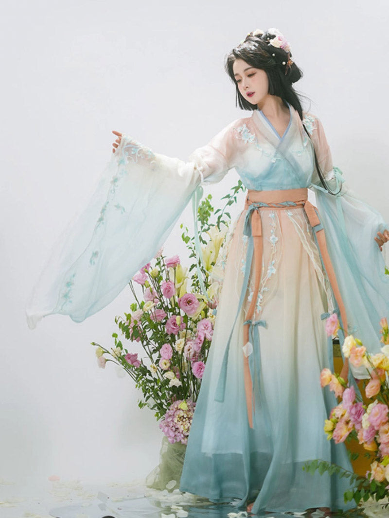 Wei Jin Dynasty Qiyao Ruqun Hanfu | Pear Blossom Fall