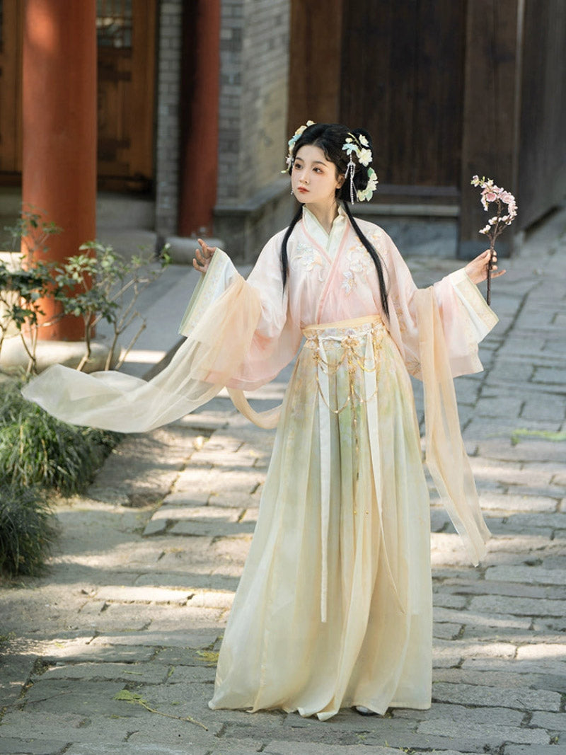 Wei Jin Dynasty Qiyao Ruqun Hanfu | Spring Tour