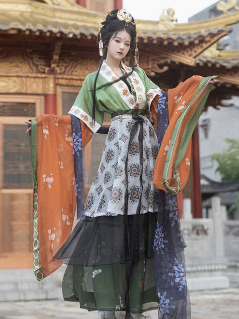 Wei Jin Dynasty Qiyao Ruqun Hanfu | Butterfly Scroll 蝴蝶图卷