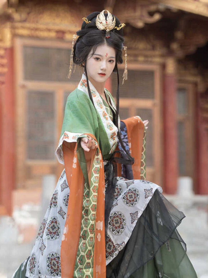 Wei Jin Dynasty Qiyao Ruqun Hanfu | Butterfly Scroll 蝴蝶图卷